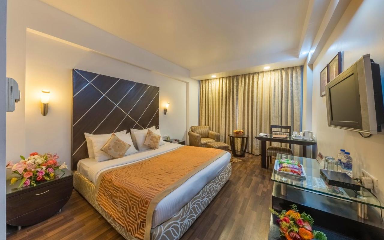 Hotel Hindusthan International, בובנשוואר מראה חיצוני תמונה