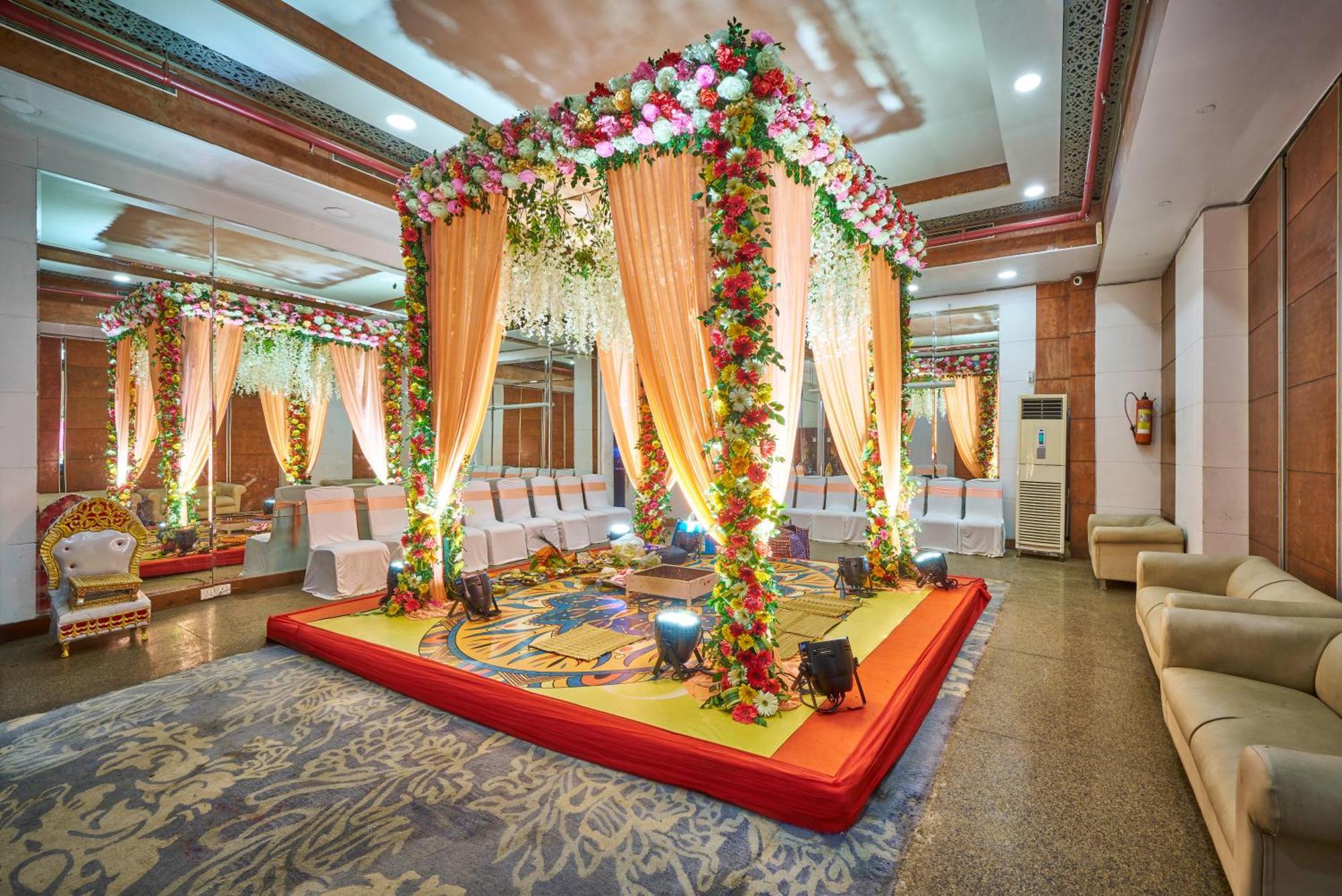 Hotel Hindusthan International, בובנשוואר מראה חיצוני תמונה