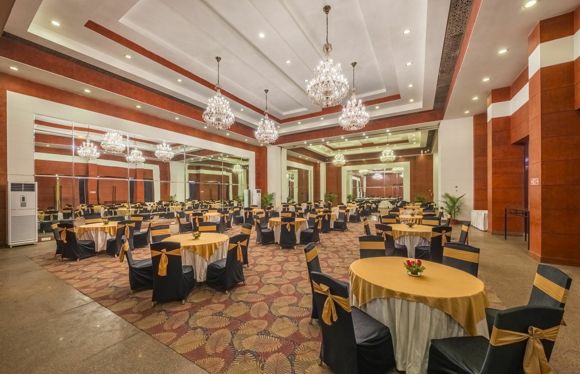 Hotel Hindusthan International, בובנשוואר מראה חיצוני תמונה